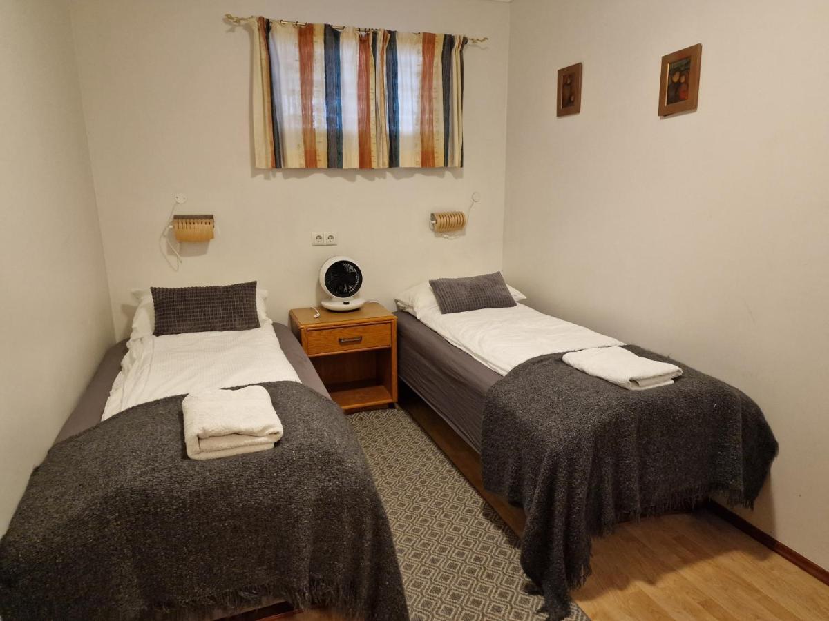 Husid Guesthouse ريكهولت المظهر الخارجي الصورة