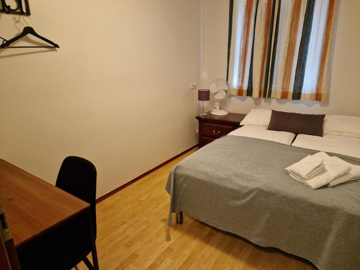 Husid Guesthouse ريكهولت المظهر الخارجي الصورة