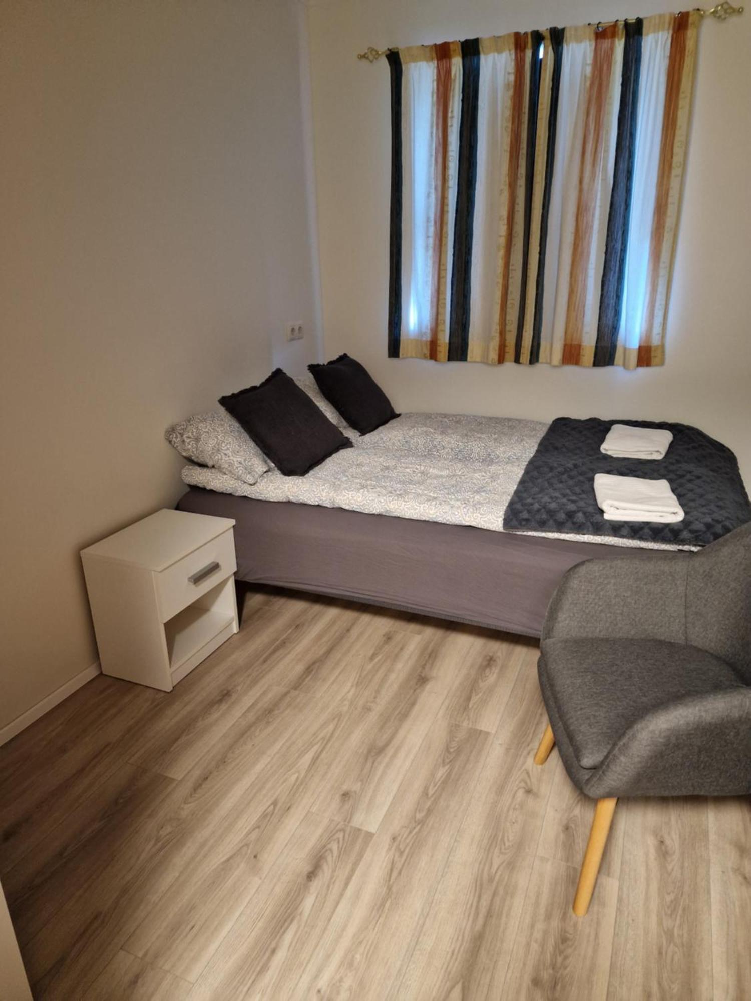 Husid Guesthouse ريكهولت المظهر الخارجي الصورة