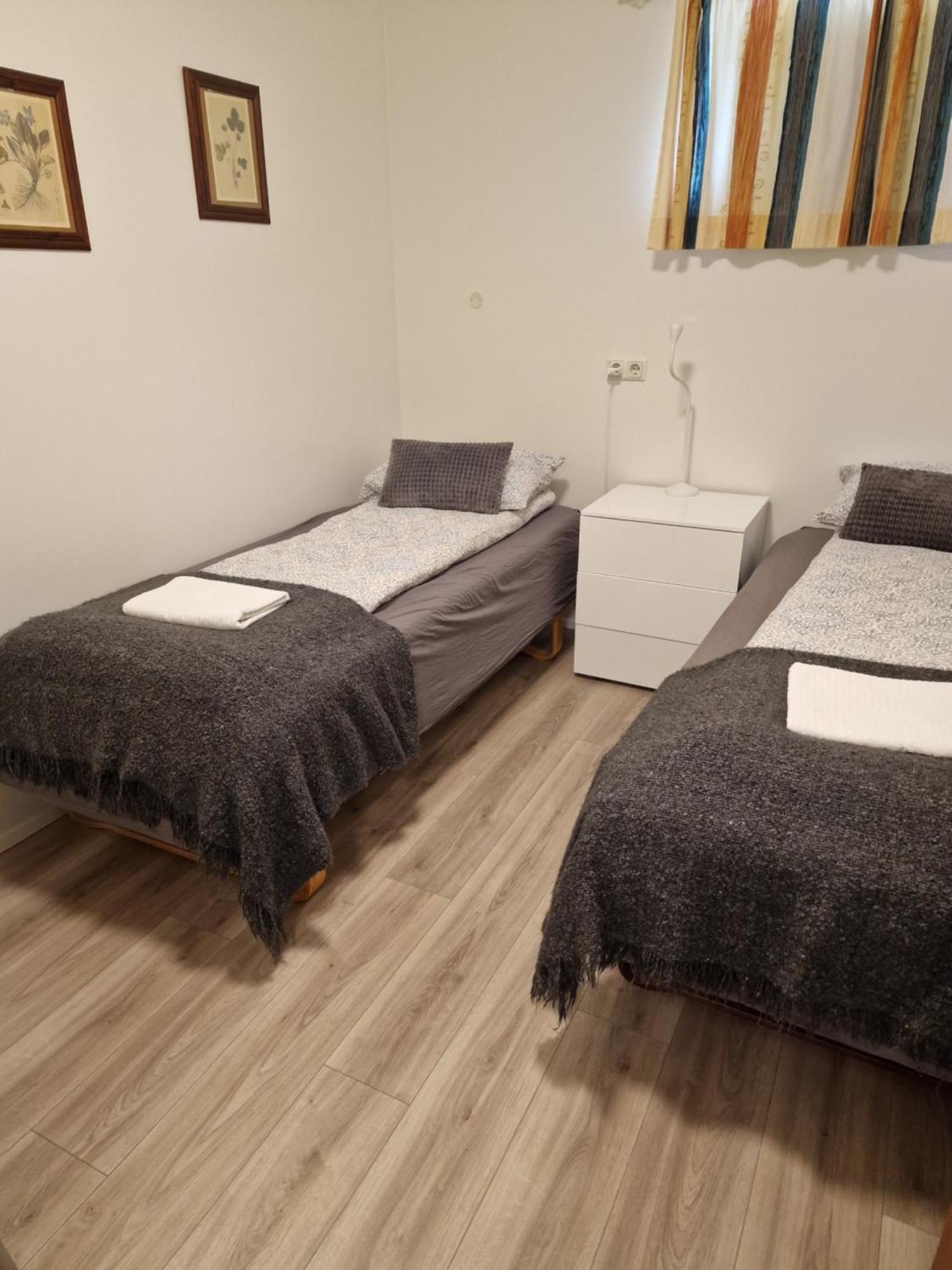 Husid Guesthouse ريكهولت الغرفة الصورة